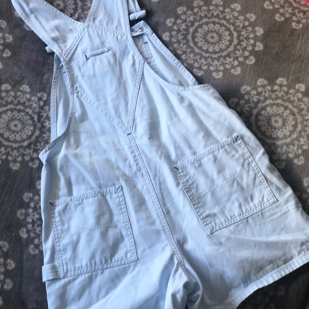 Overall shorts